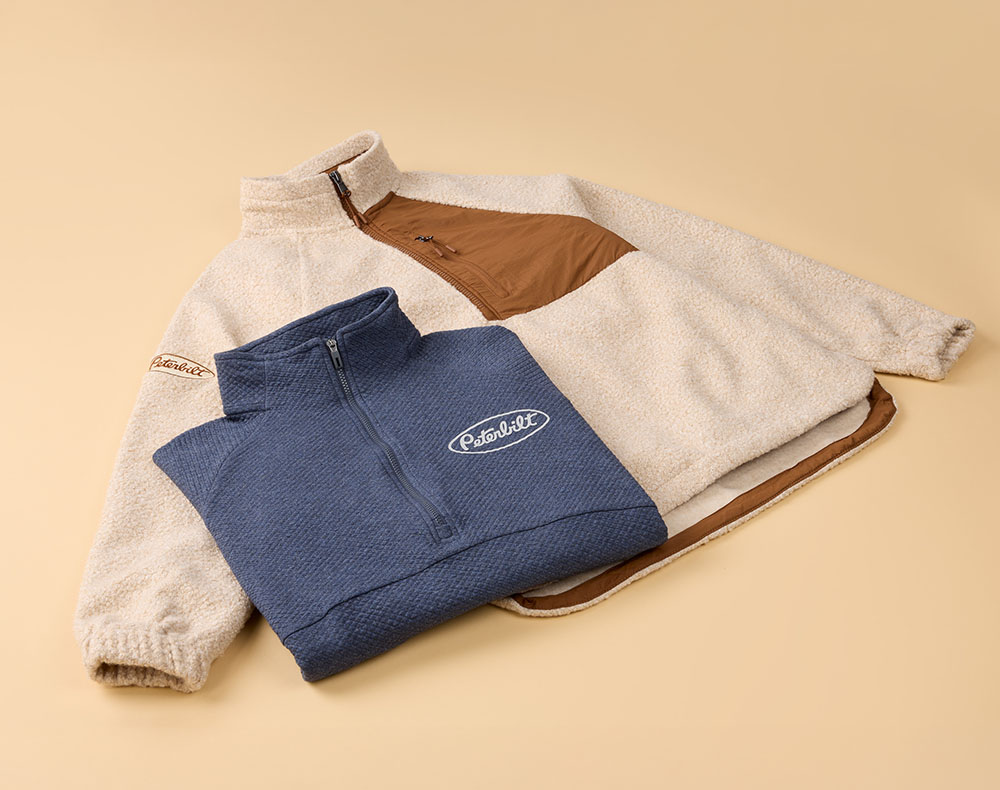 WOMEN'S APPAREL